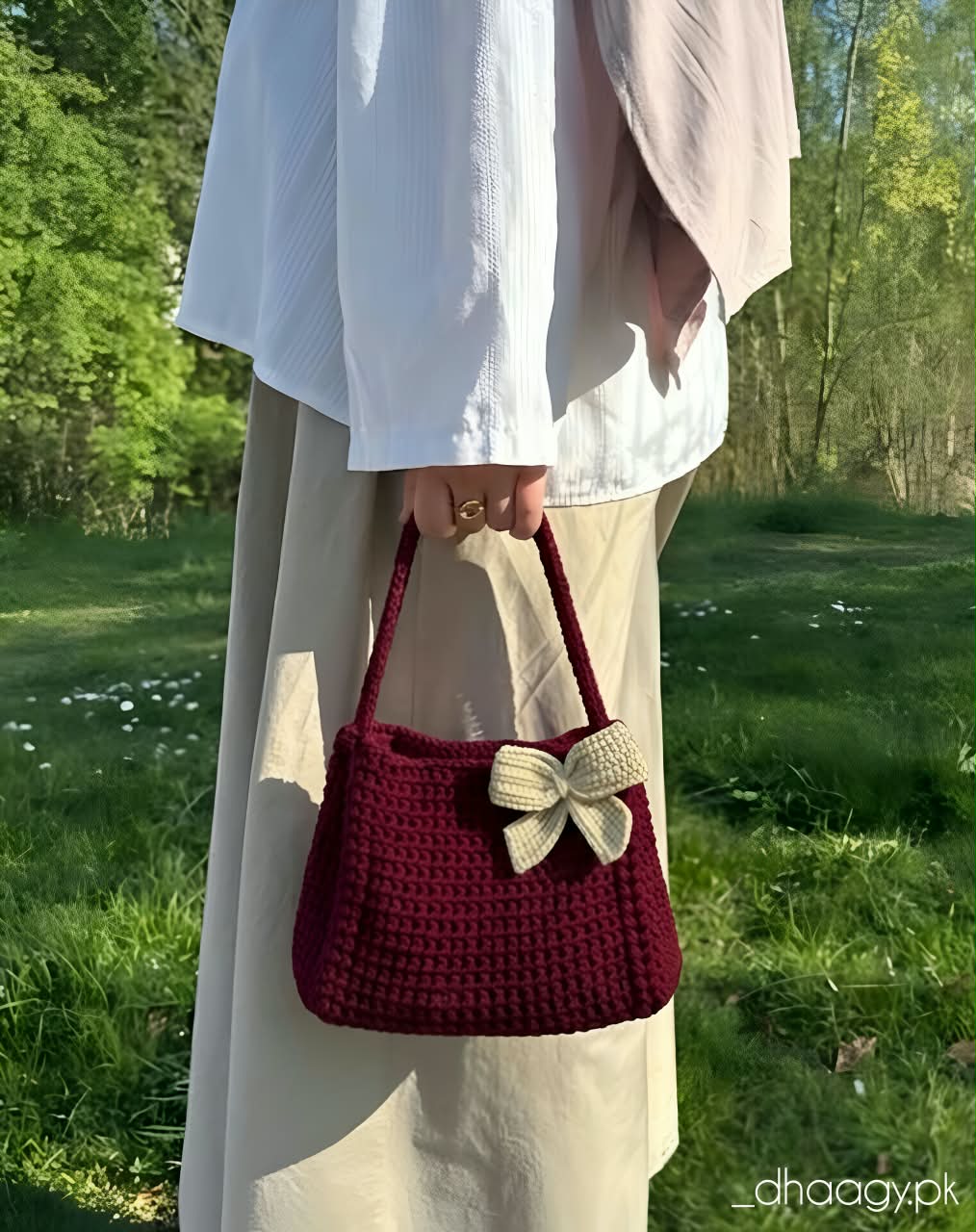 The Crochet Hand Bag - A Bag that match your Vibe